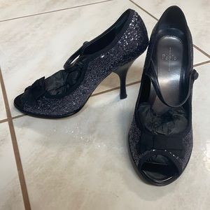 Glitter strappy high-heels